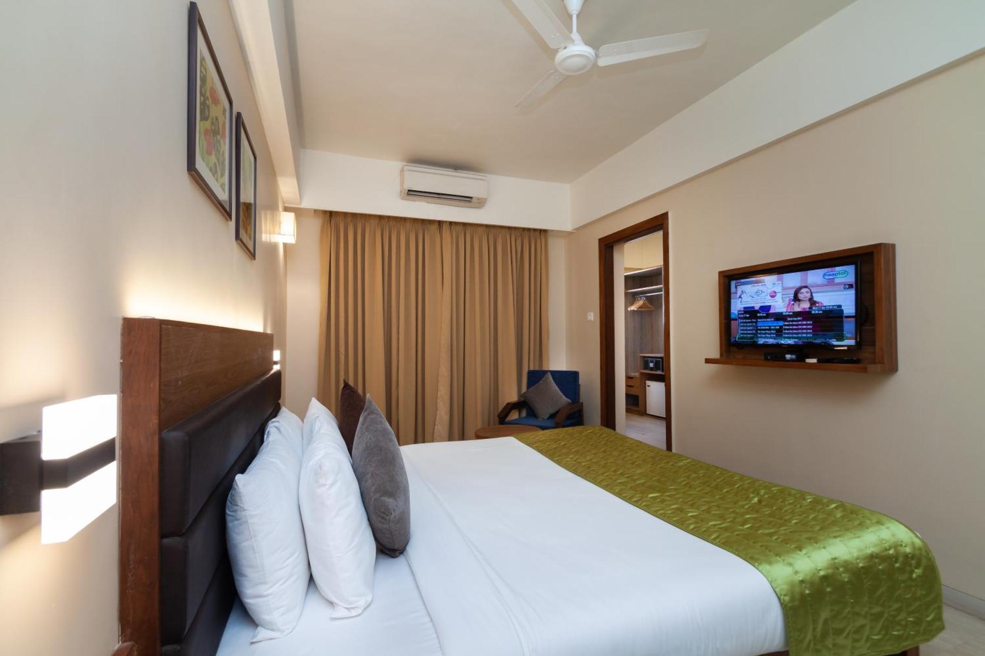 Somy Plaza Calangute Goa - Formerly Somy Resort Buitenkant foto